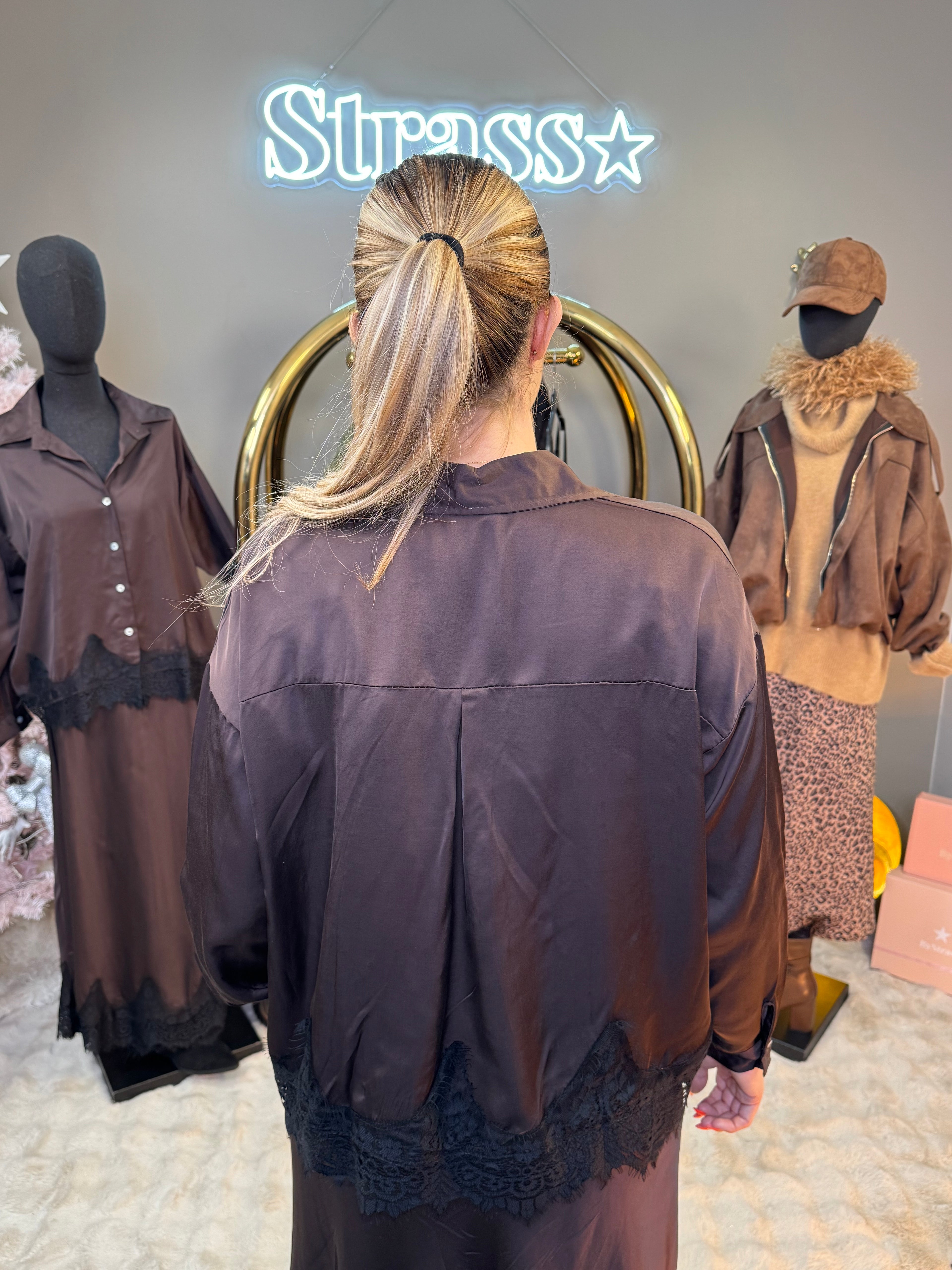 Chemise Satin et Dentelle