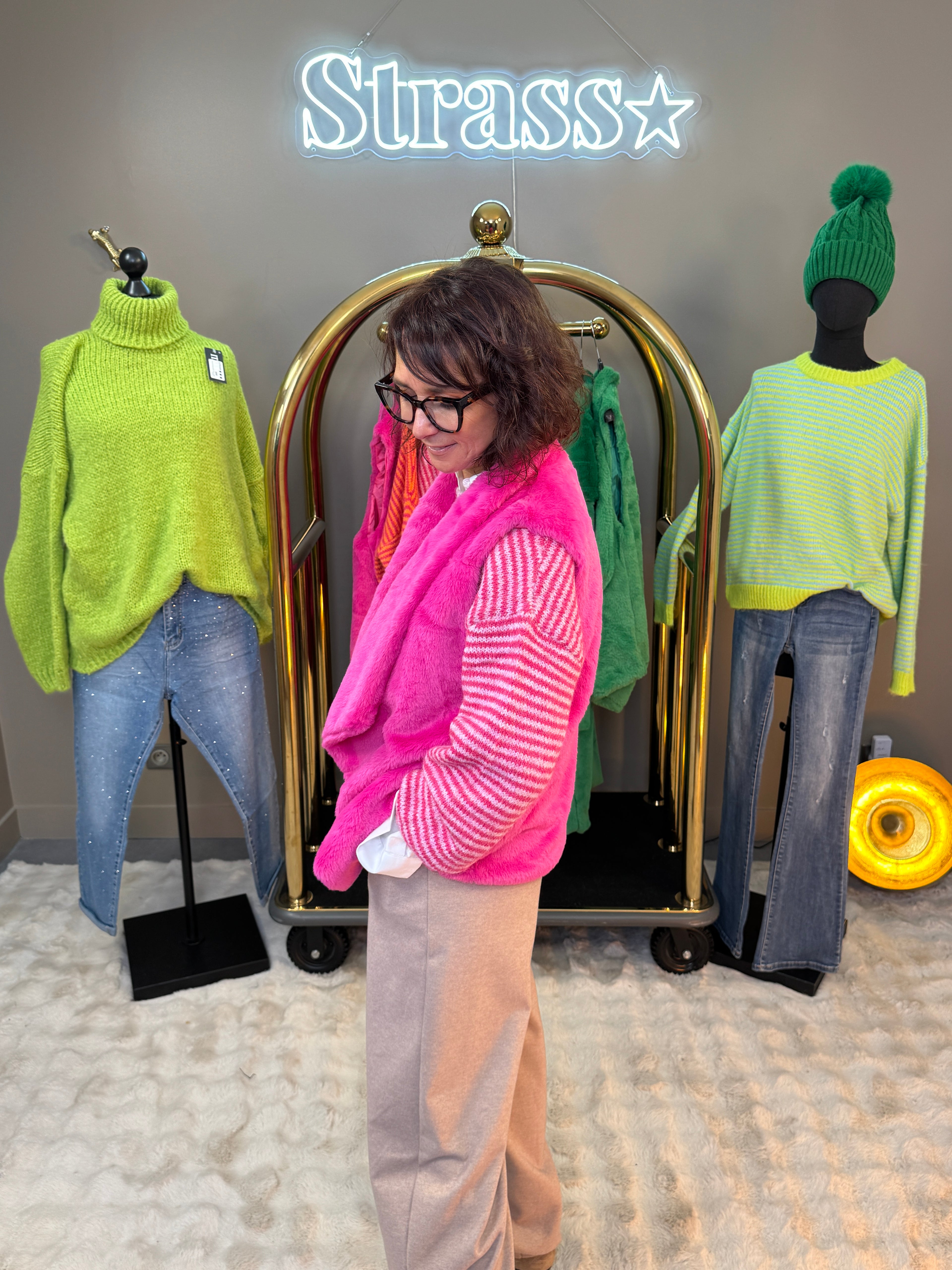 Sans Manche Fourrure Léonard Rose