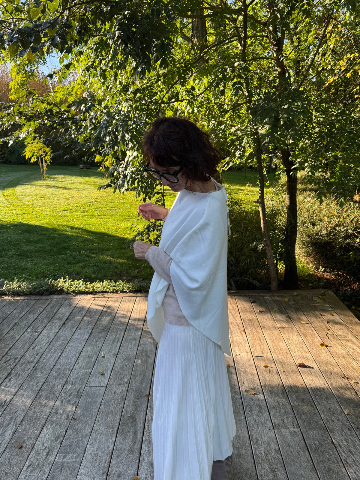 Cape poncho blanche