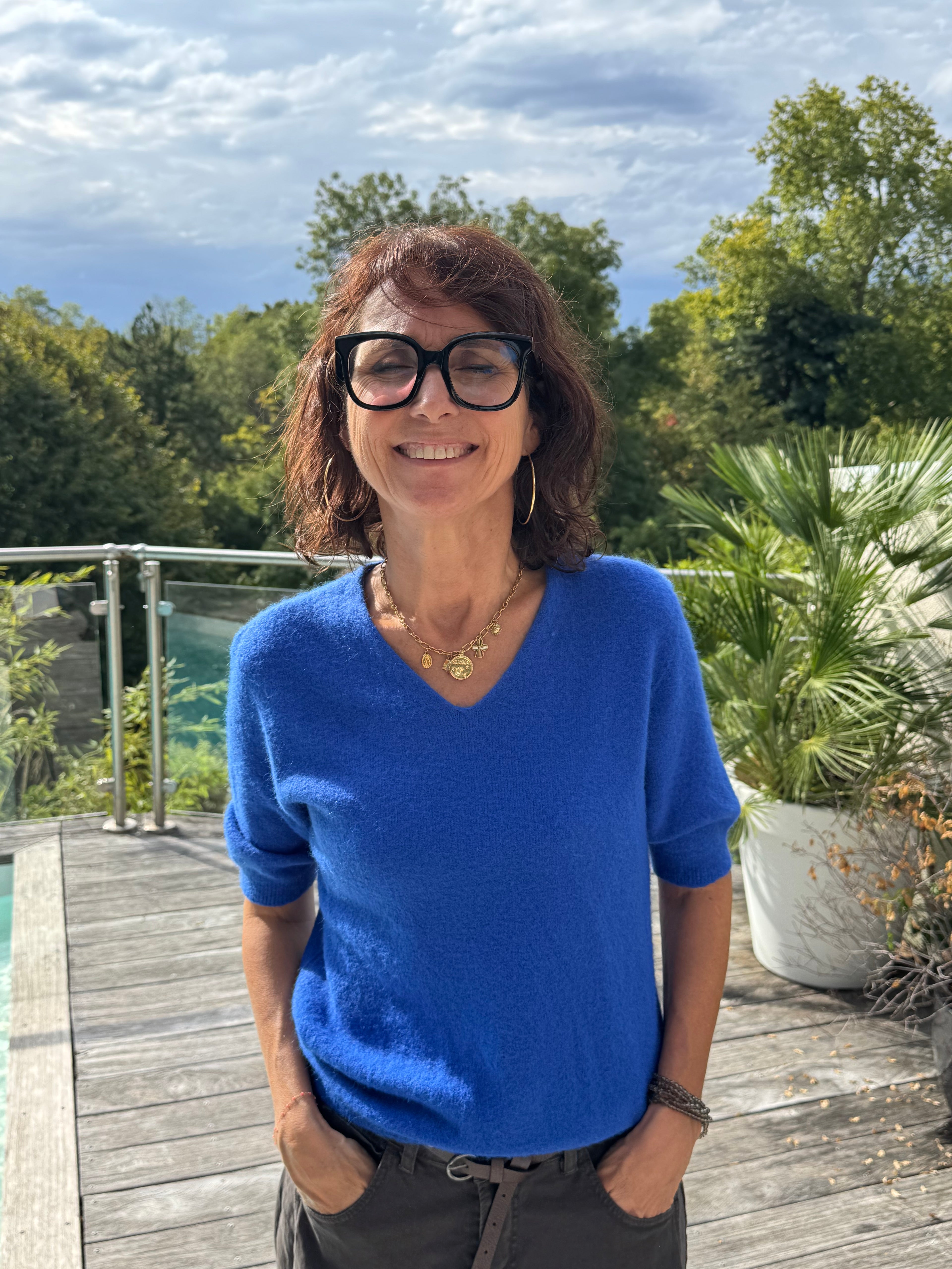 Pull Vincent Col V Manche Courte Bleu Majorelle