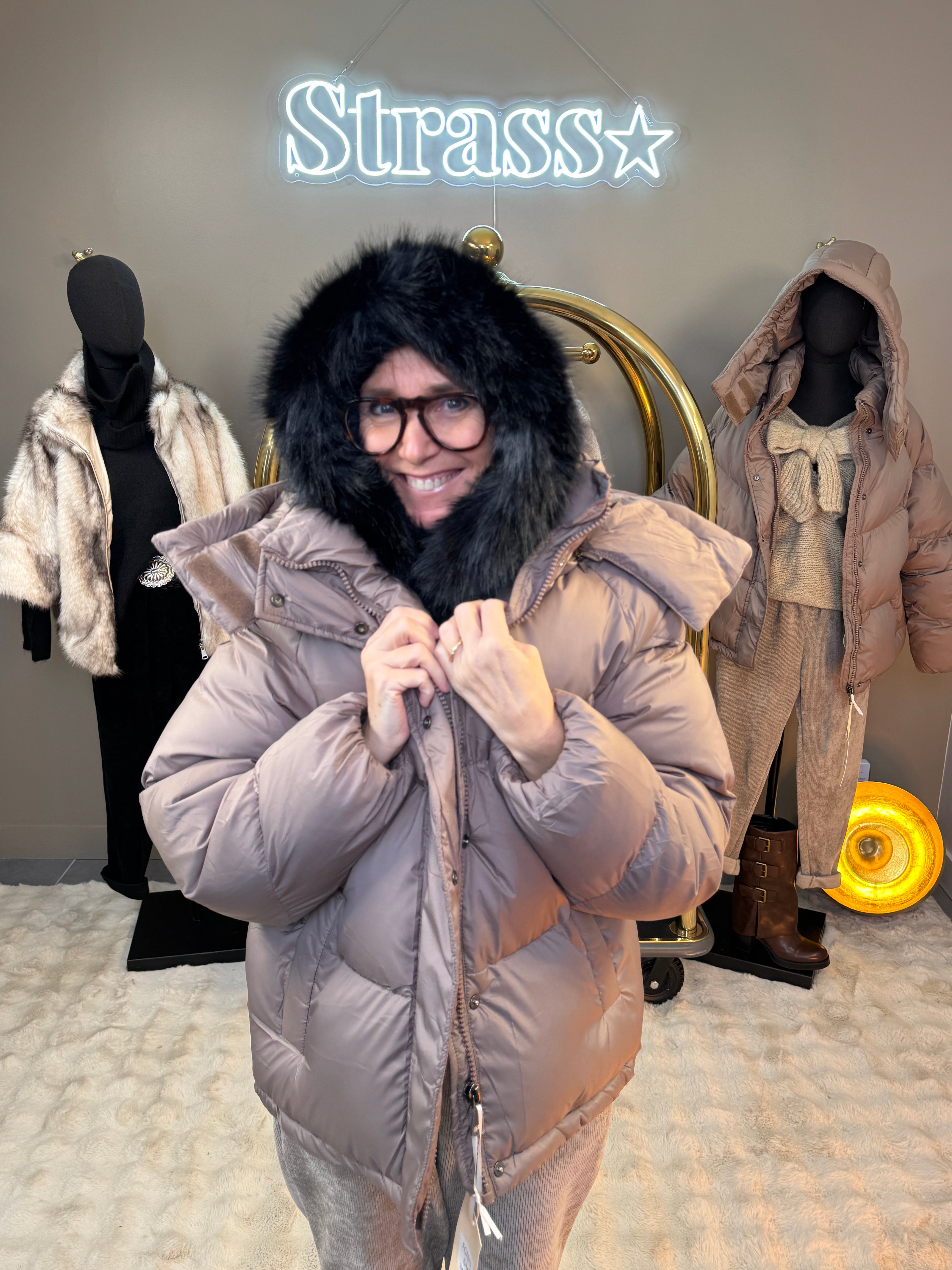 Cagoule Fausse Fourrure Noire