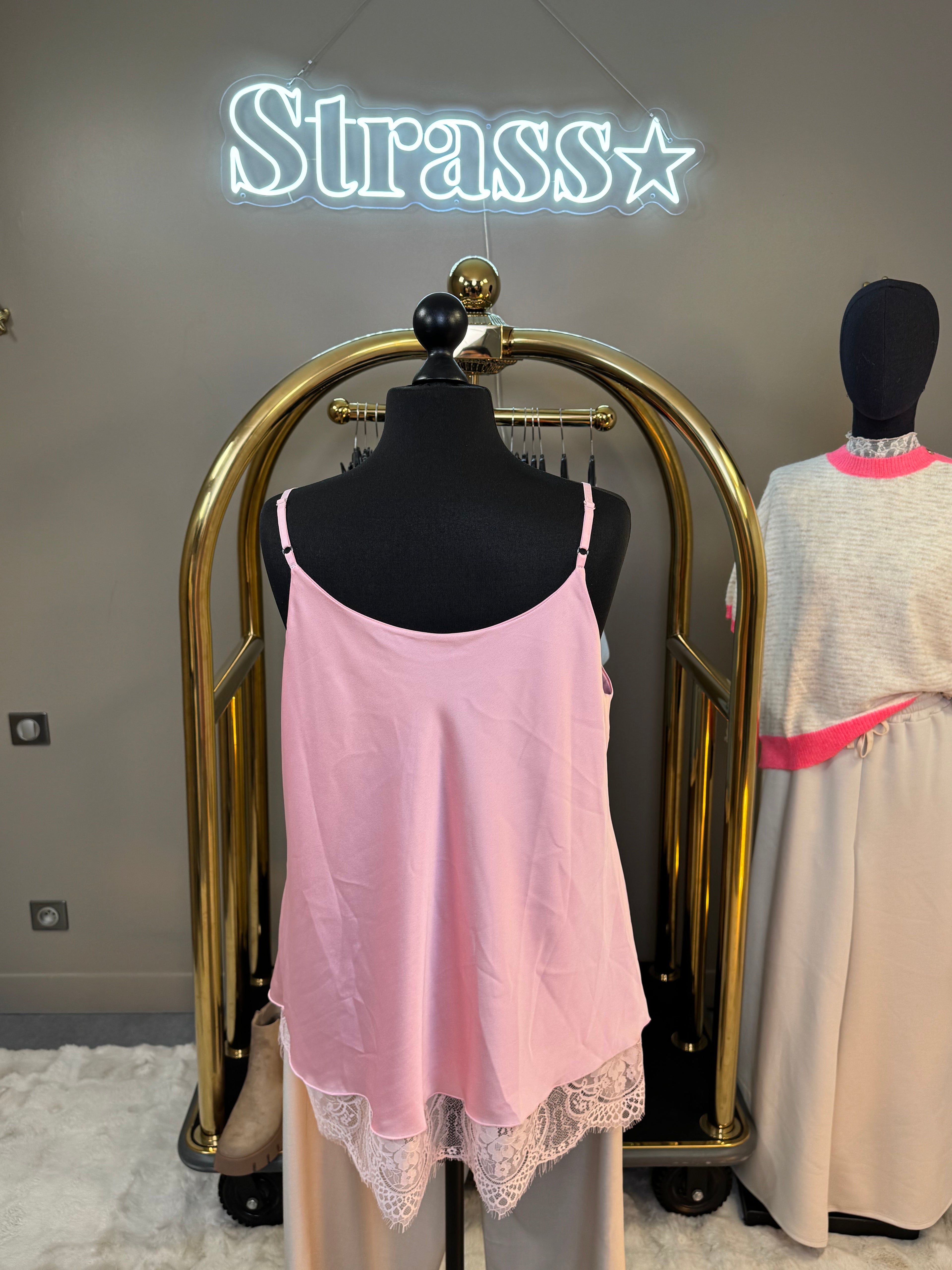 Top Dentelle Arnold Rose Grande Taille