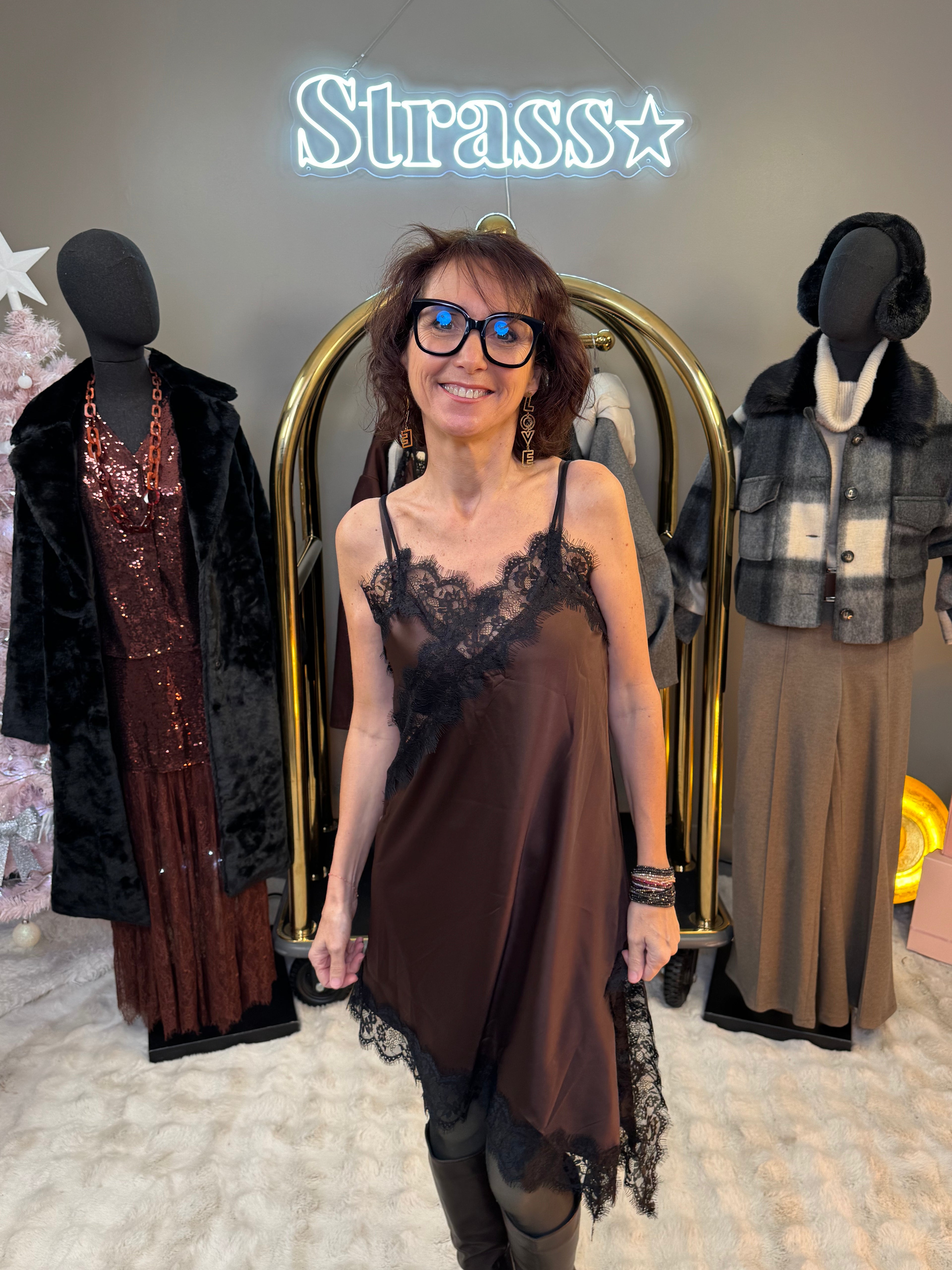 Robe Dentelle Longue Pointe Choco