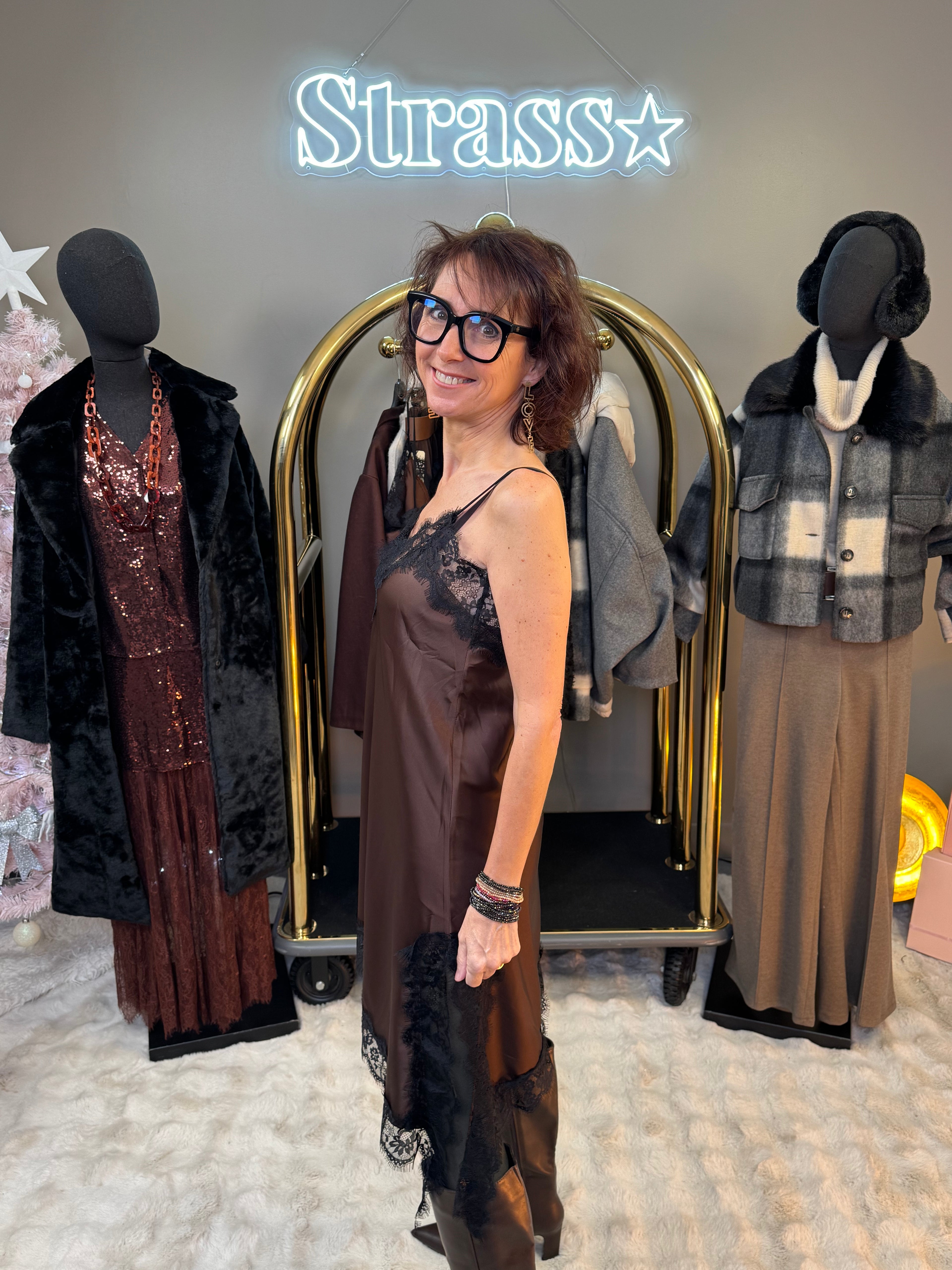 Robe Dentelle Longue Pointe Choco