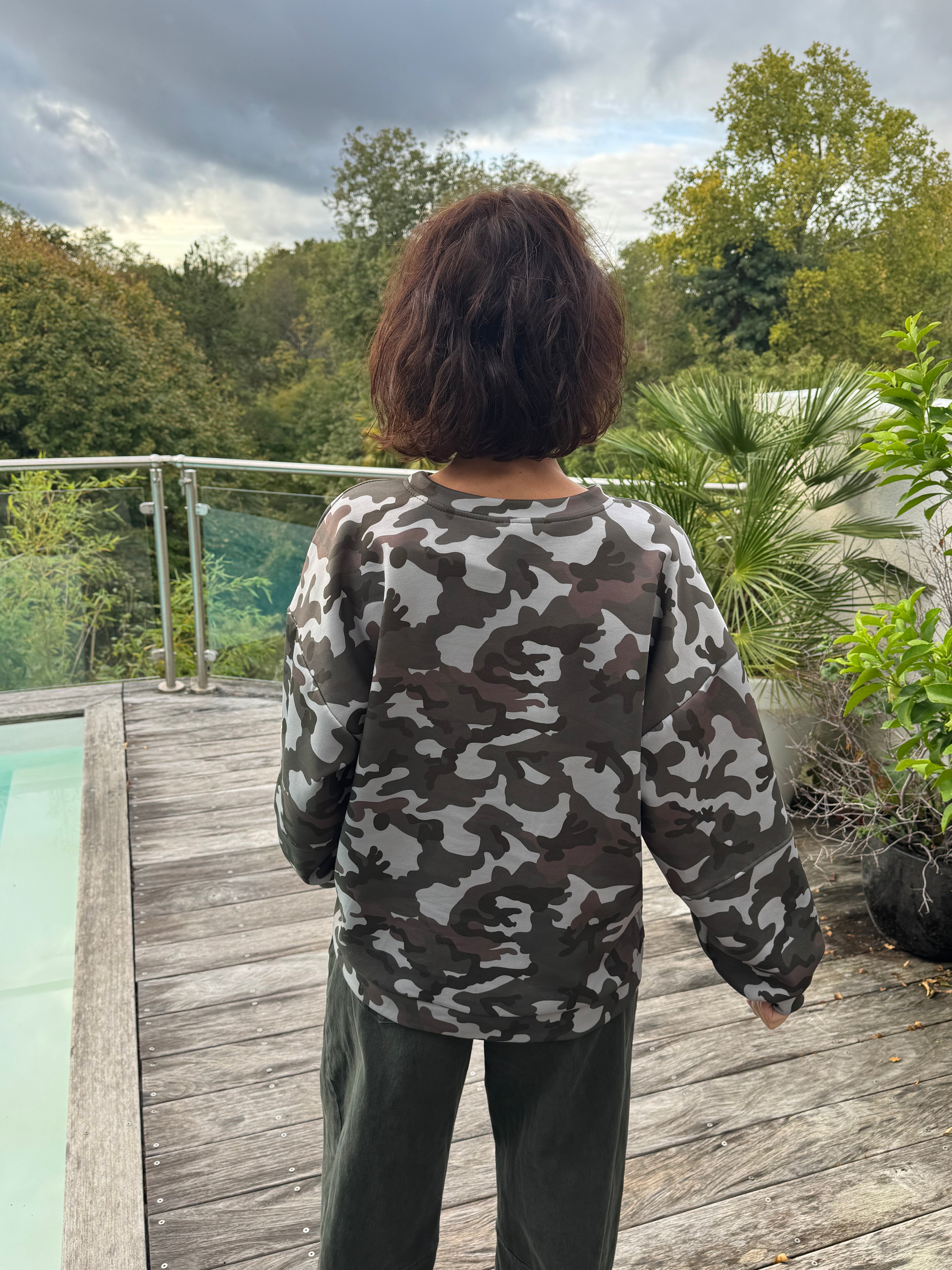 Sweat outfit camouflage