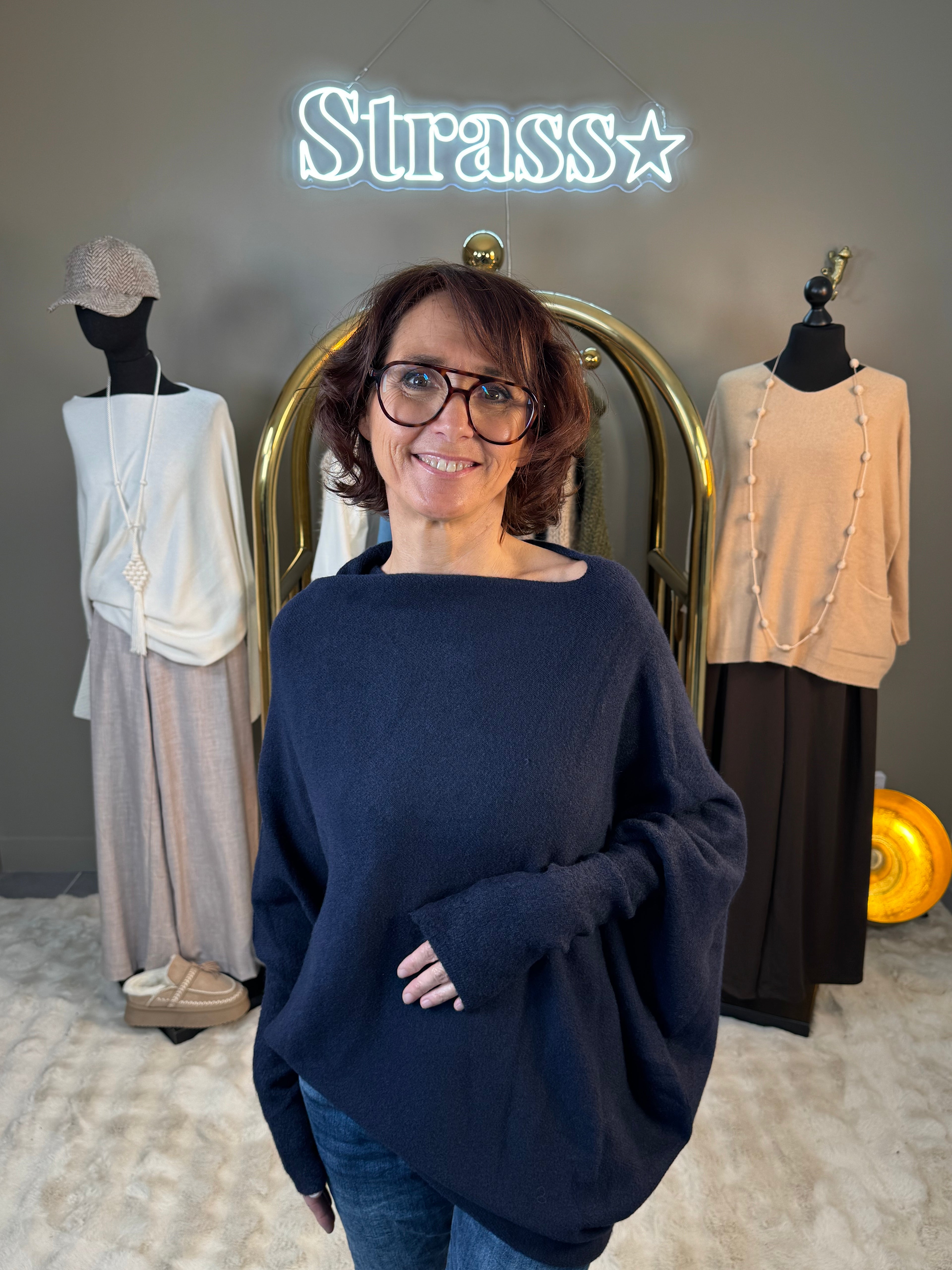 Pull Max Asymétrique Bleu Marine