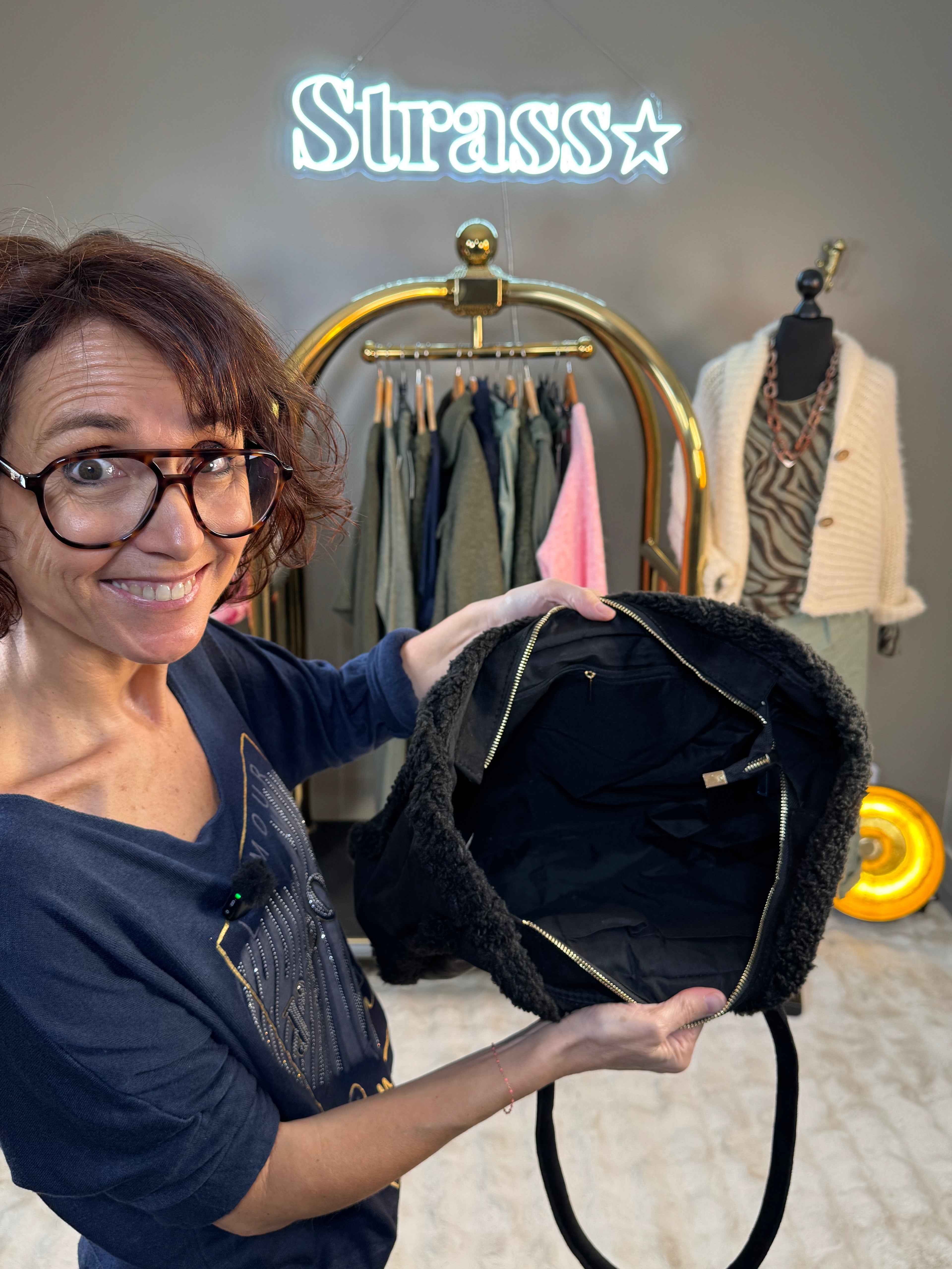 Sac Cabas Mouton Retourné Noir