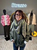 Écharpe Love Is Love Kaki