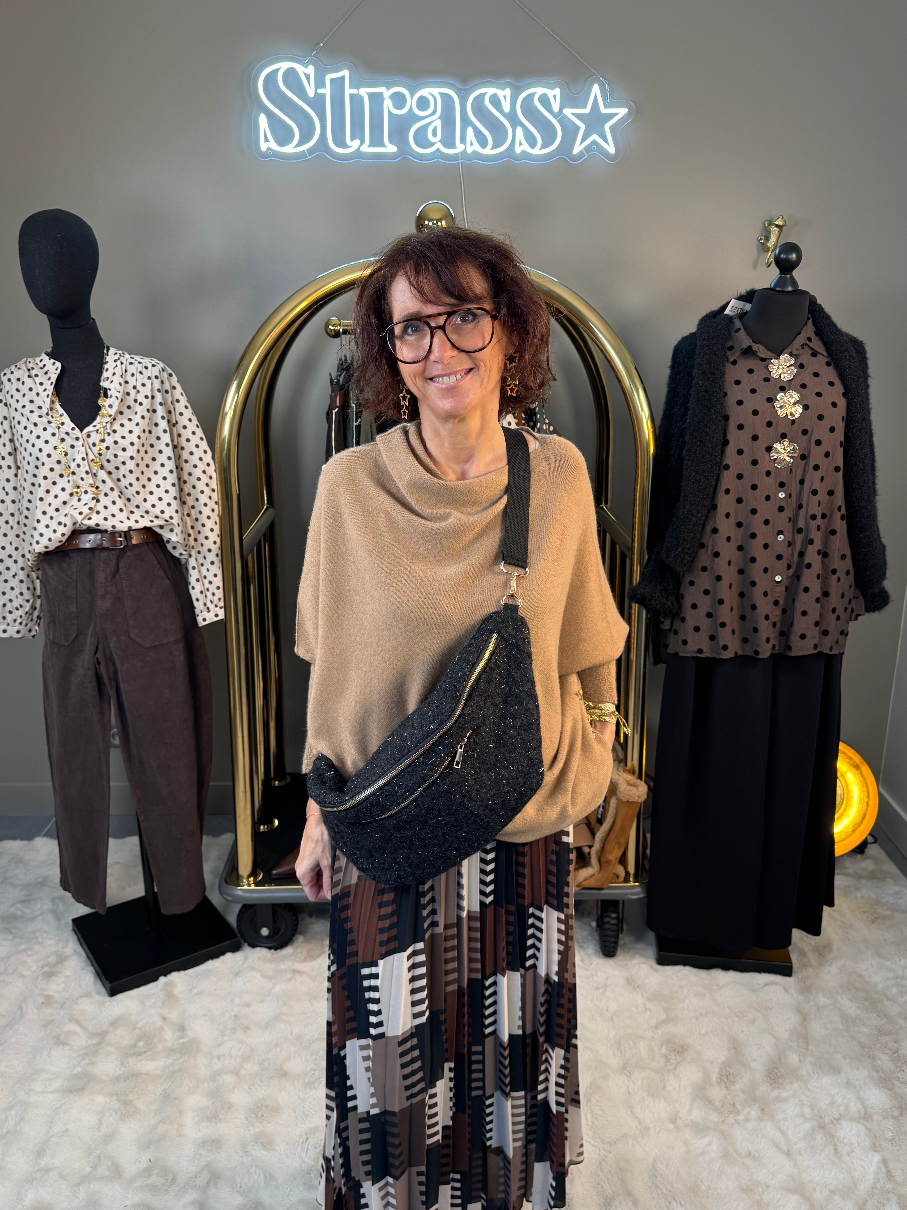 Maxi Banane Laine Rase Noir