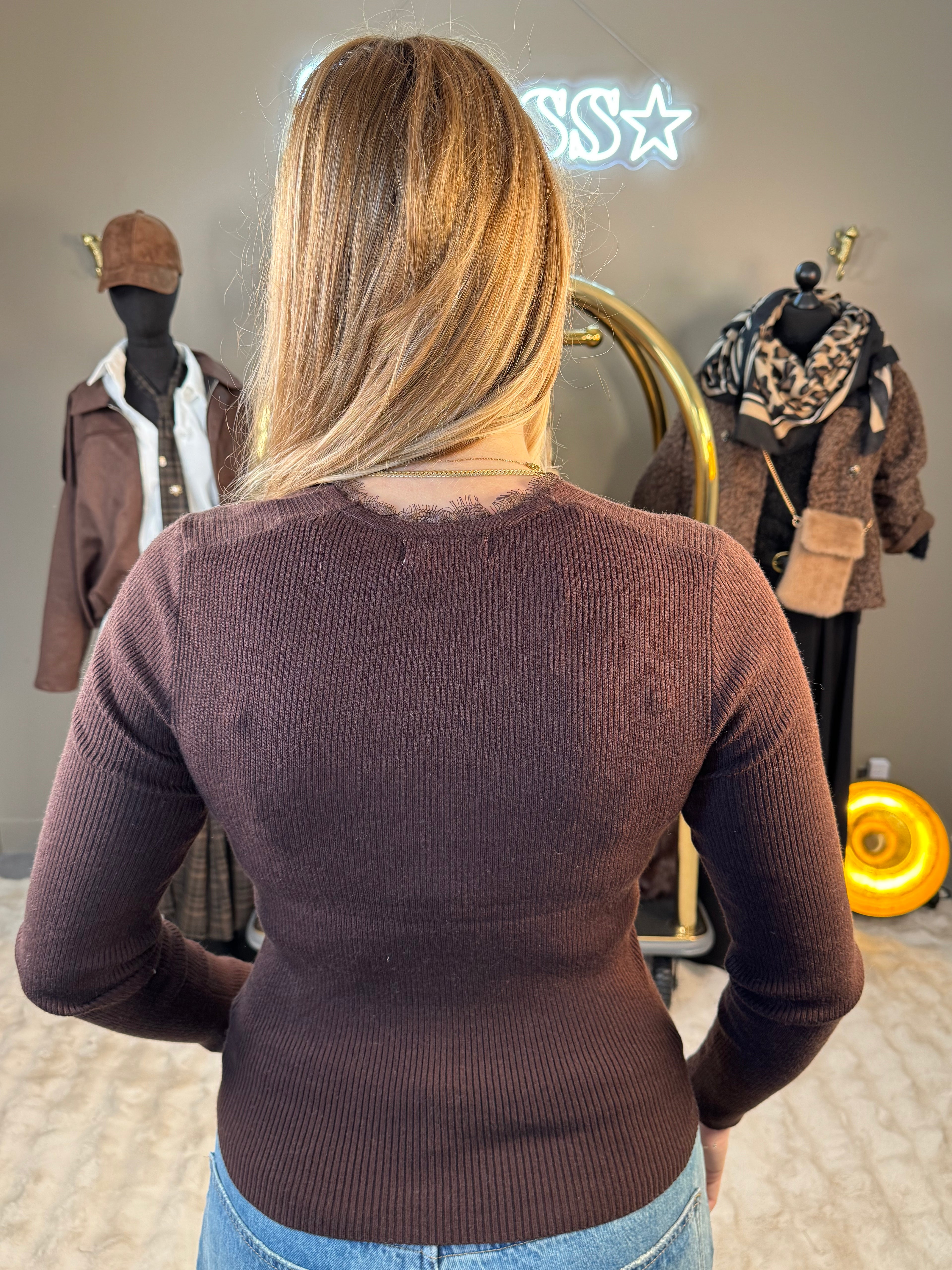 Pull Cache Coeur Choco