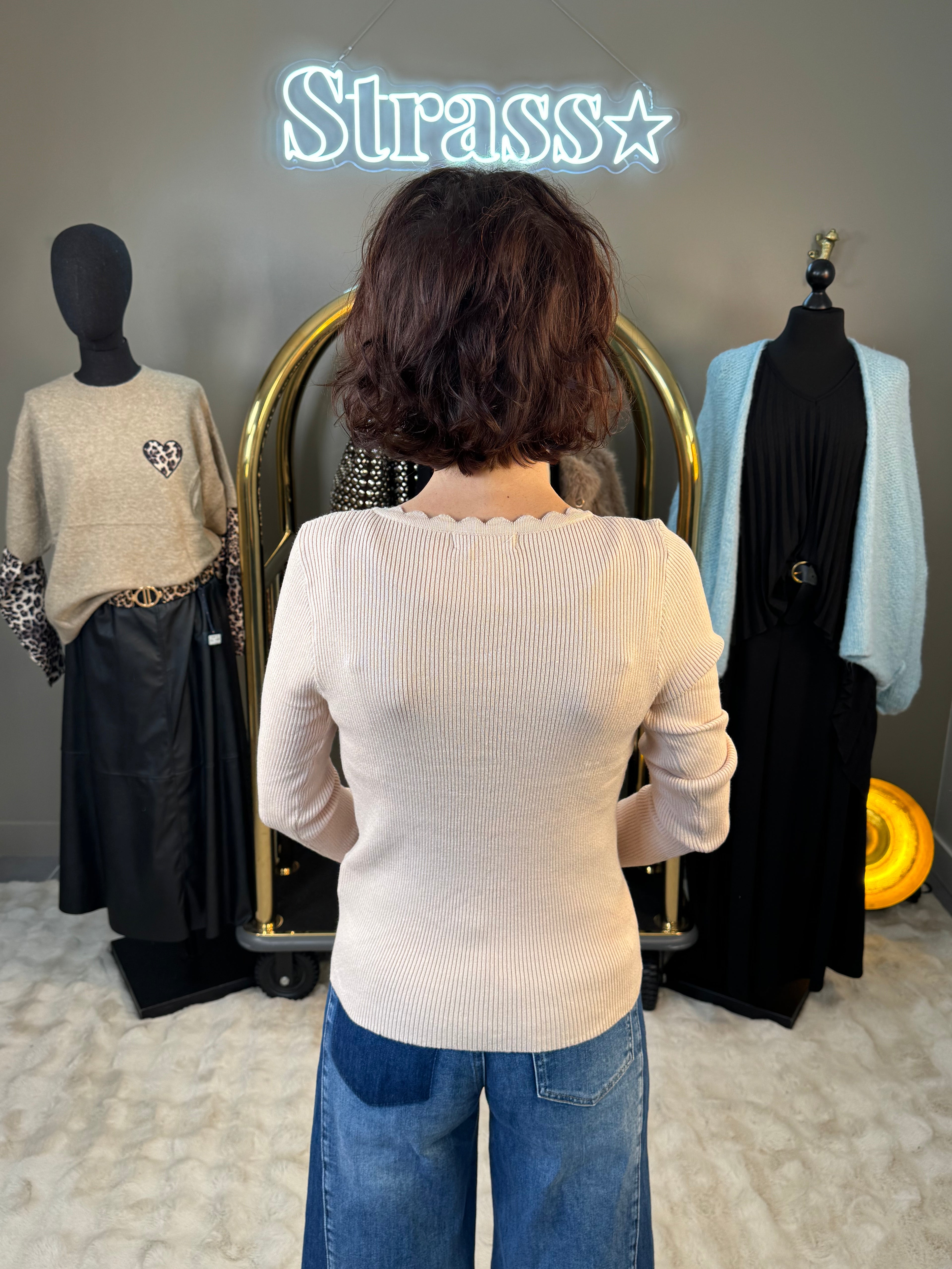 Pull V Chaussette Beige