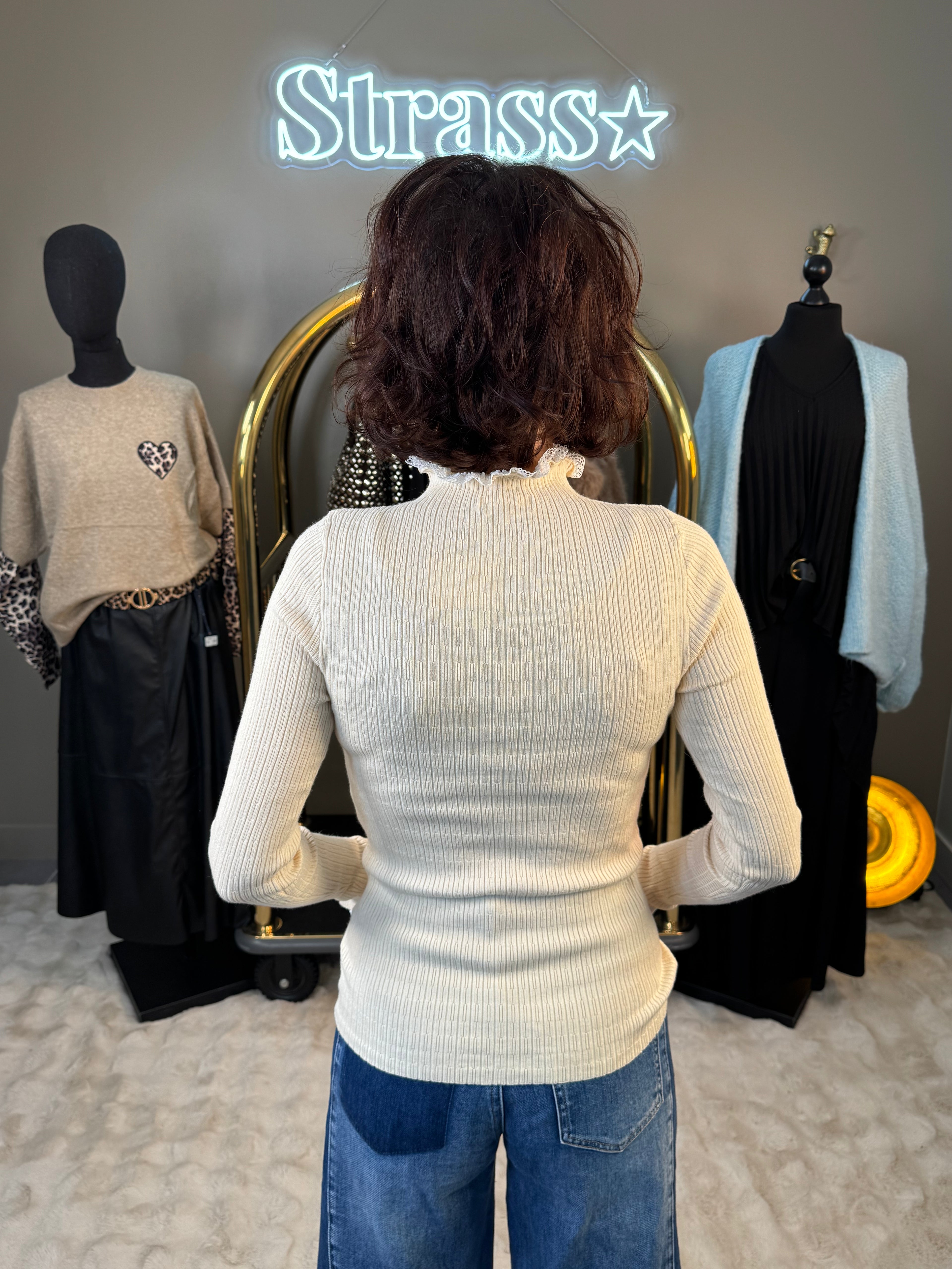 Pull Col Montant Dentelle Beige