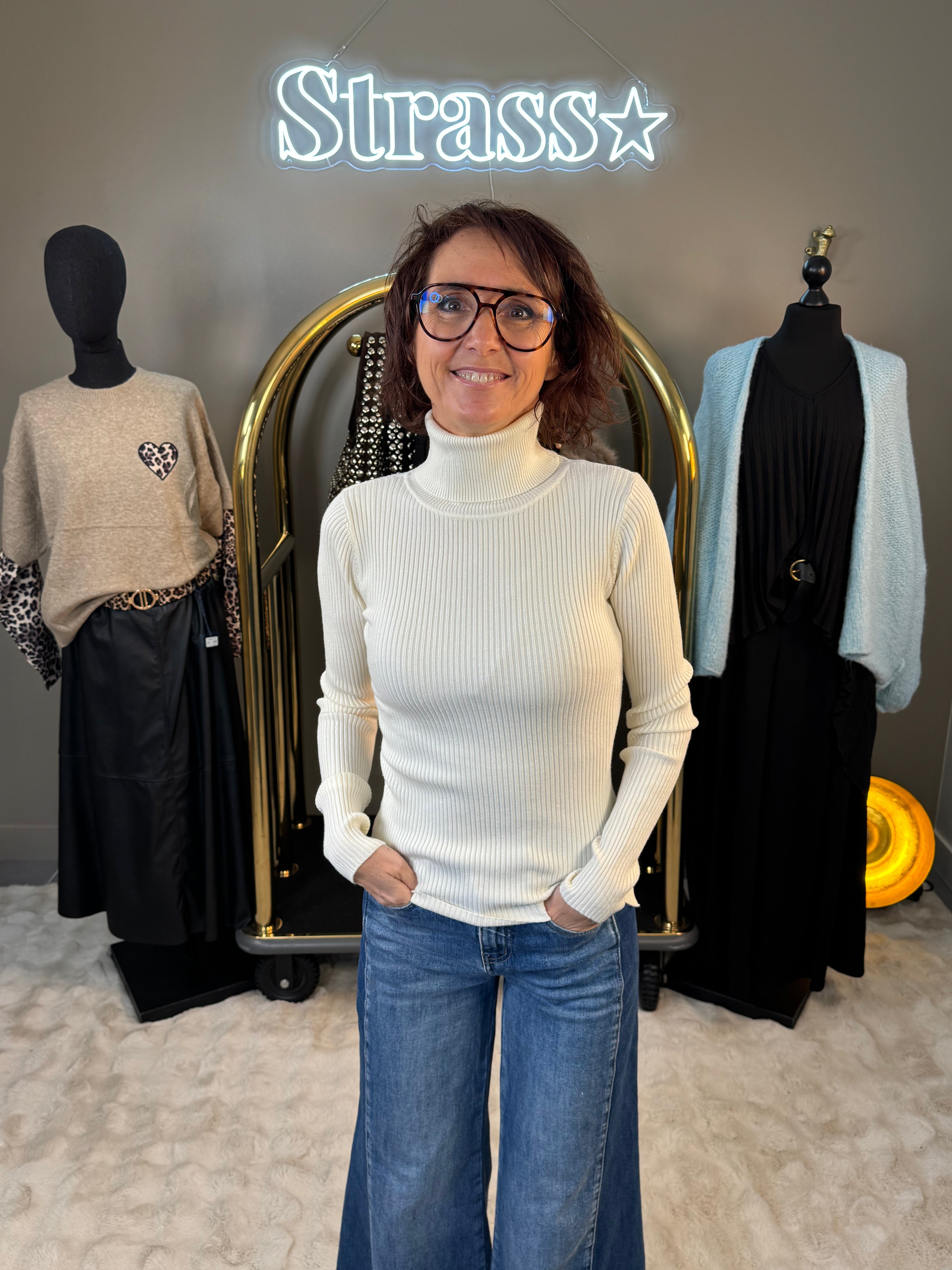 Pull Col Roulé Chaussette Écru