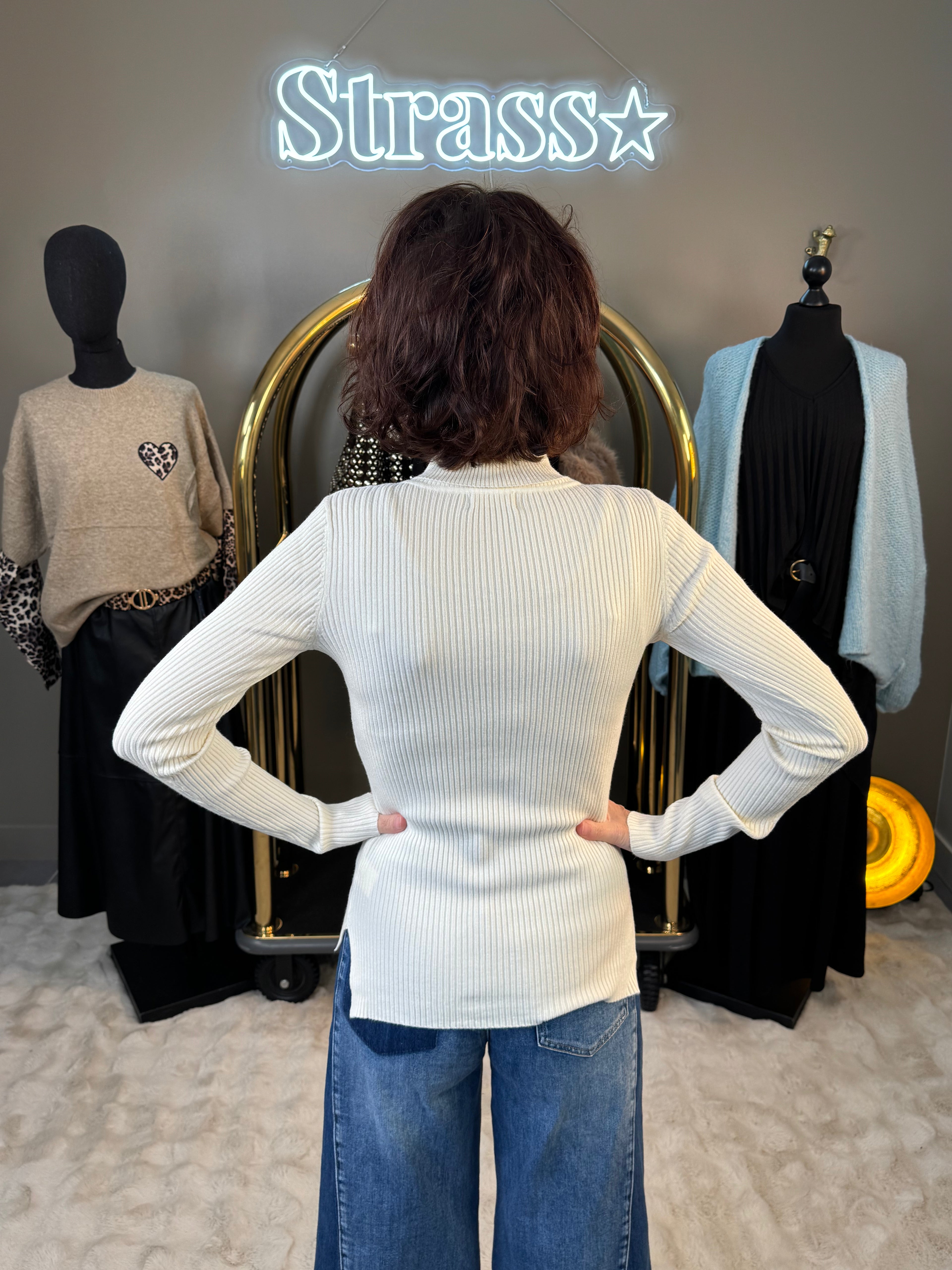 Pull Col Roulé Chaussette Écru