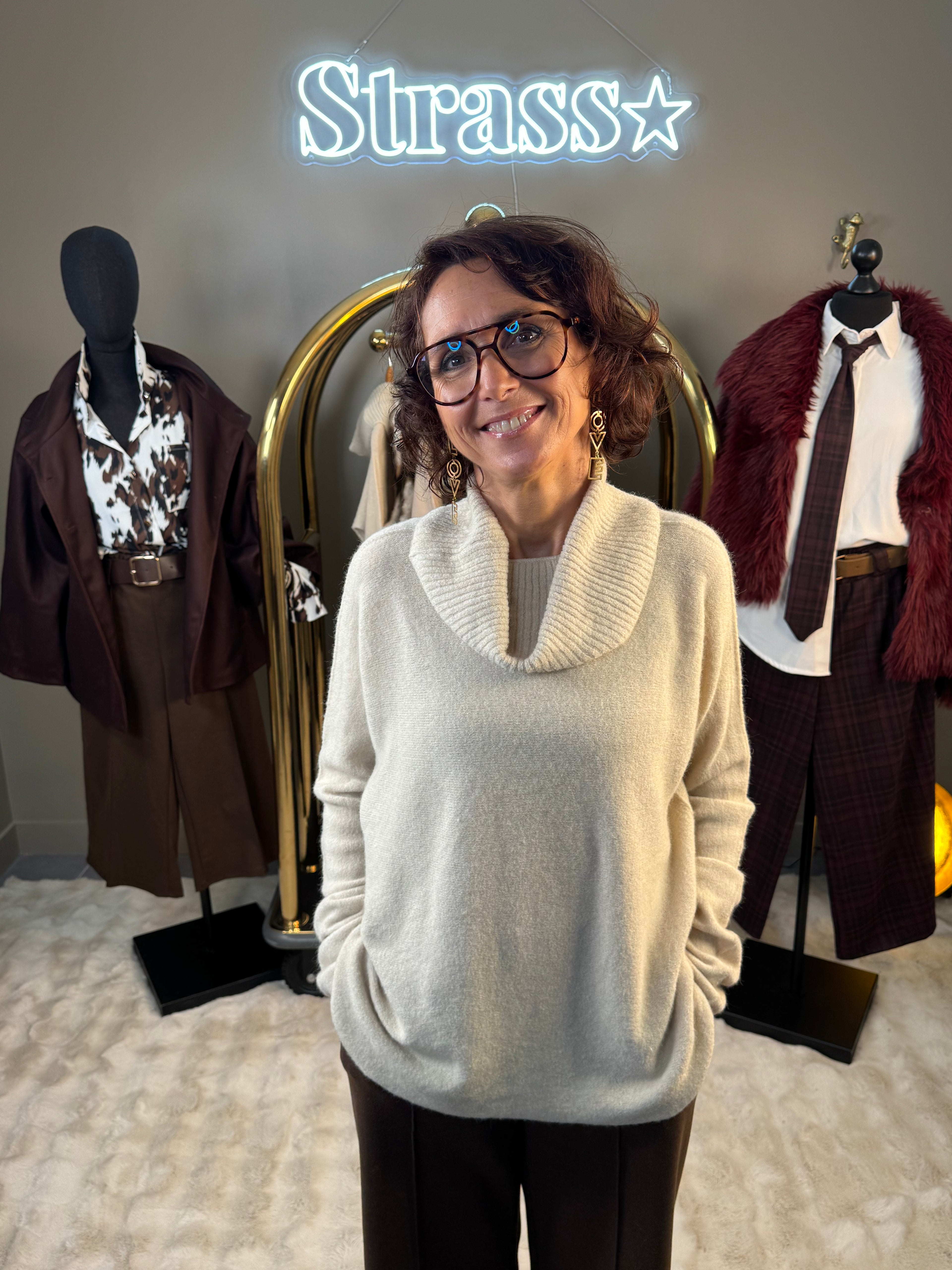 Pull Col Bénitier Beige