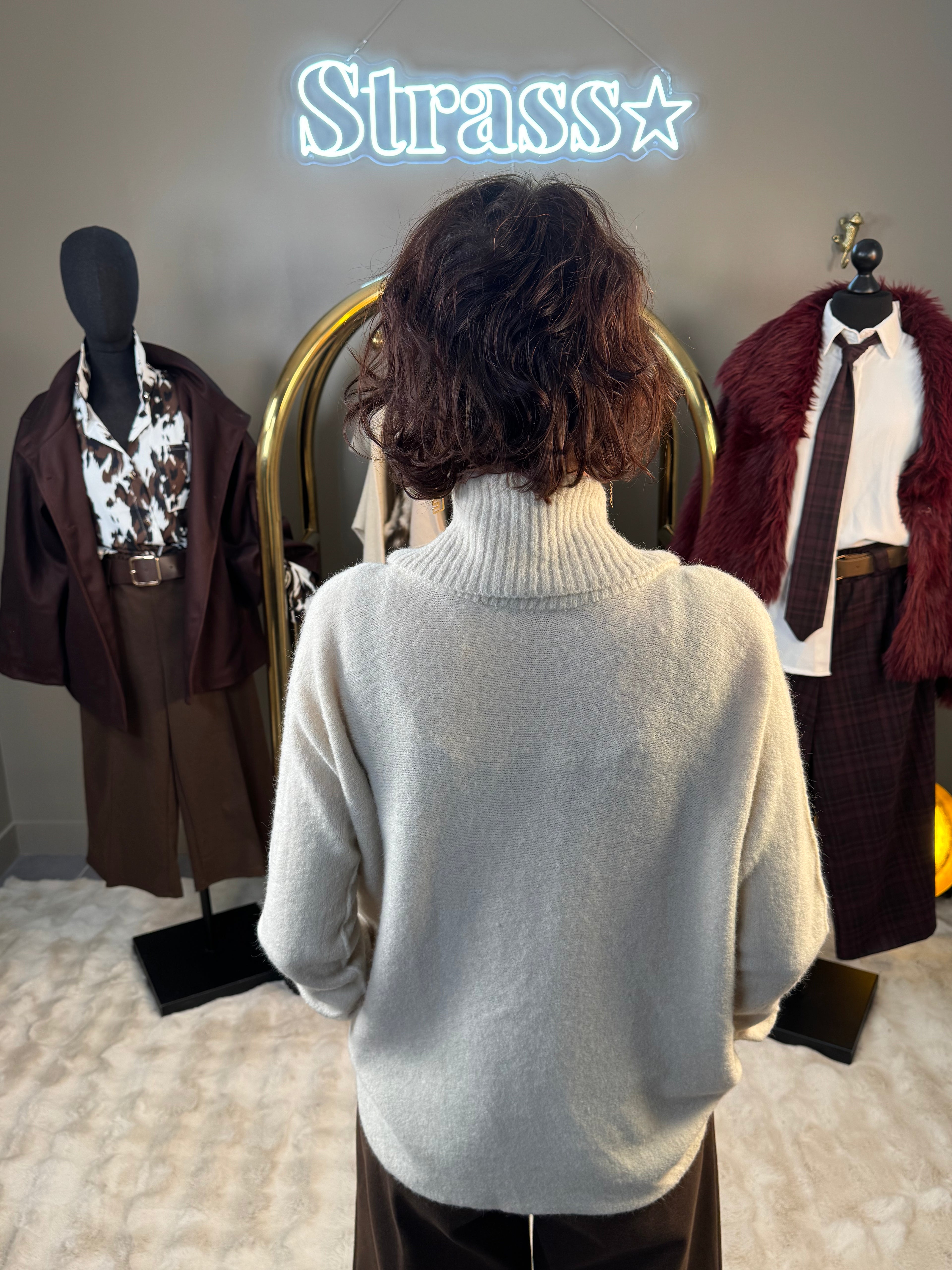 Pull Col Bénitier Beige