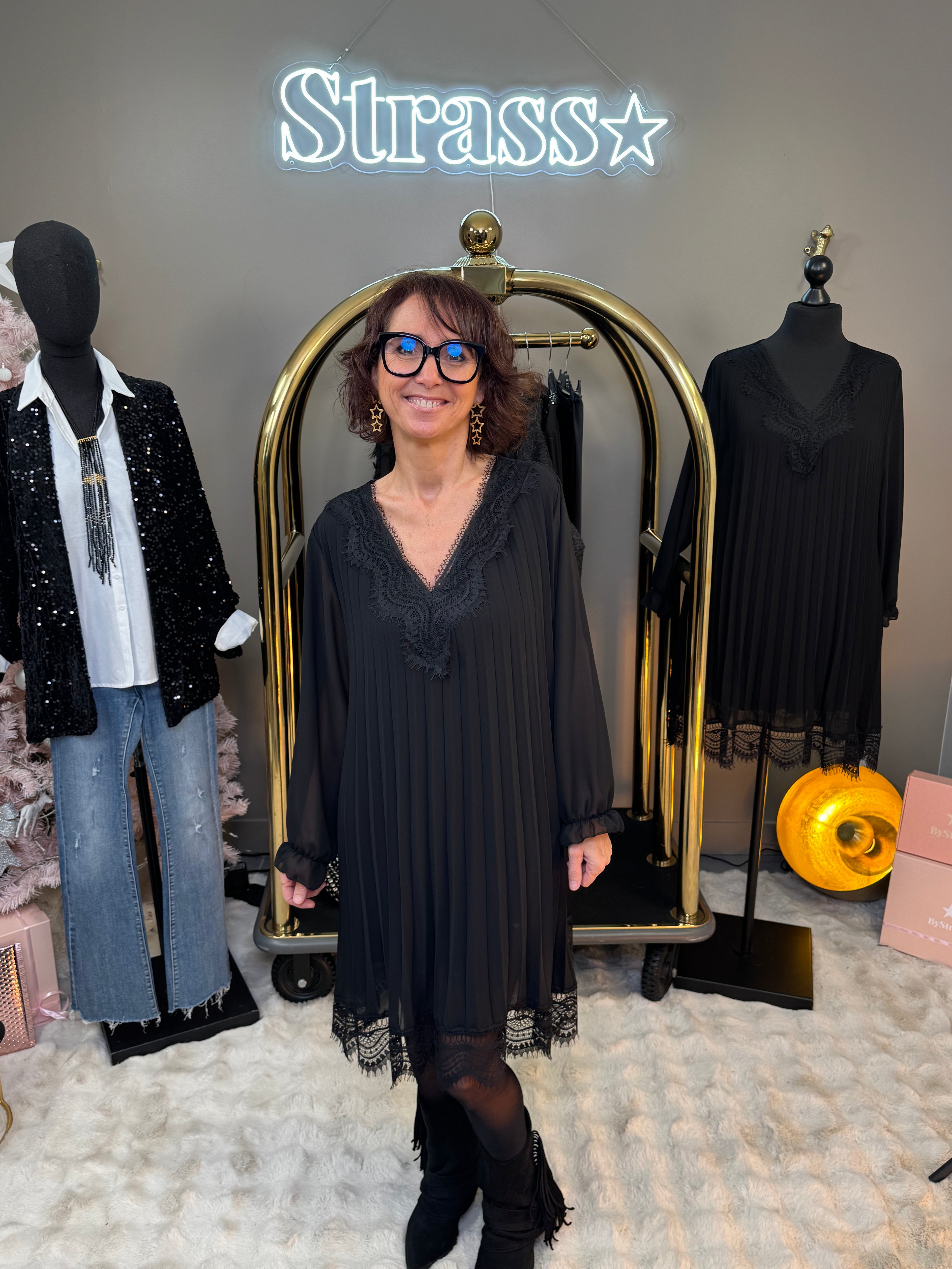 Robe Plissée Dentelle