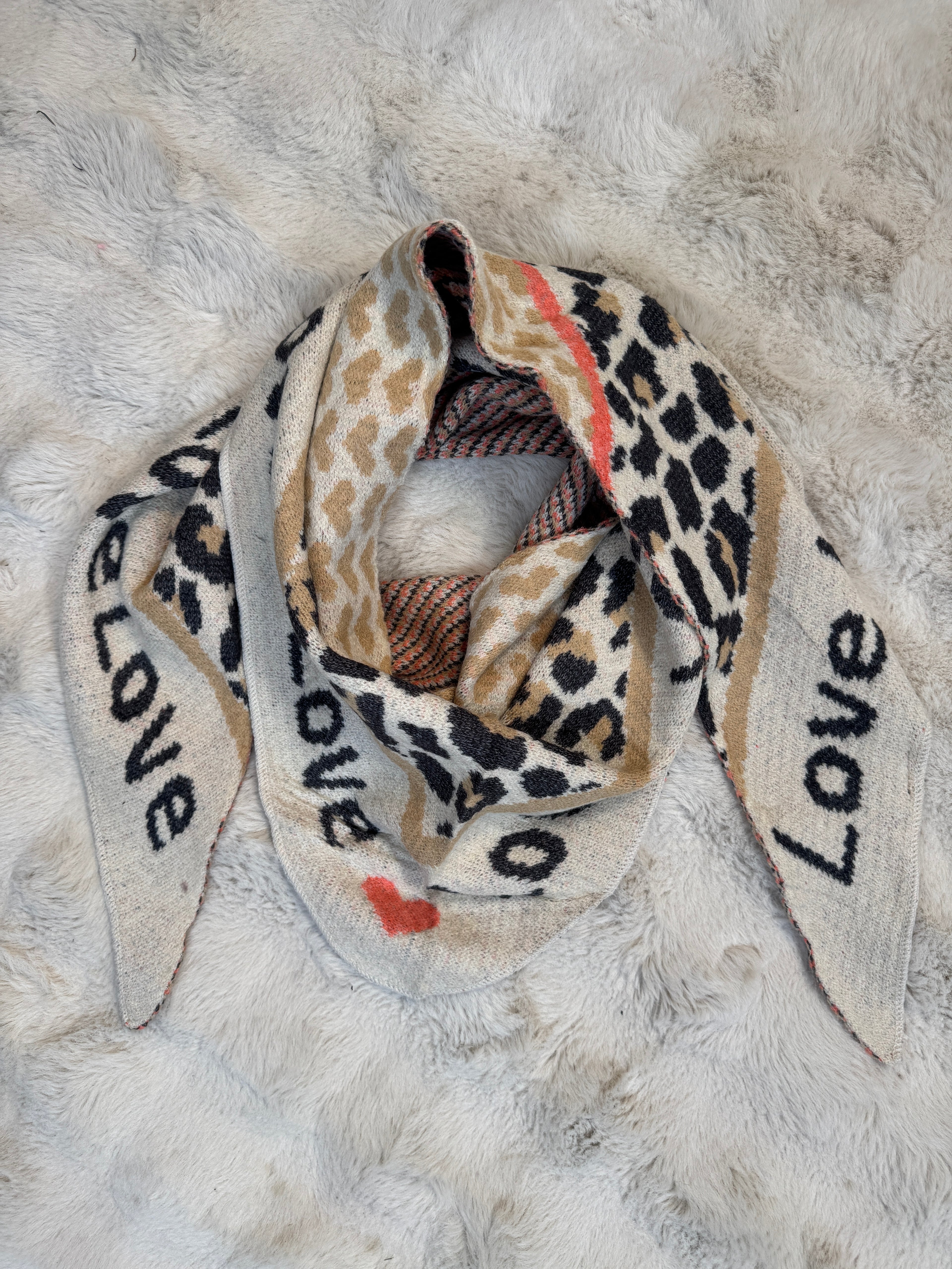 Écharpe Love Is Love Beige