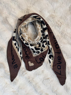 Écharpe Love Is Love Choco