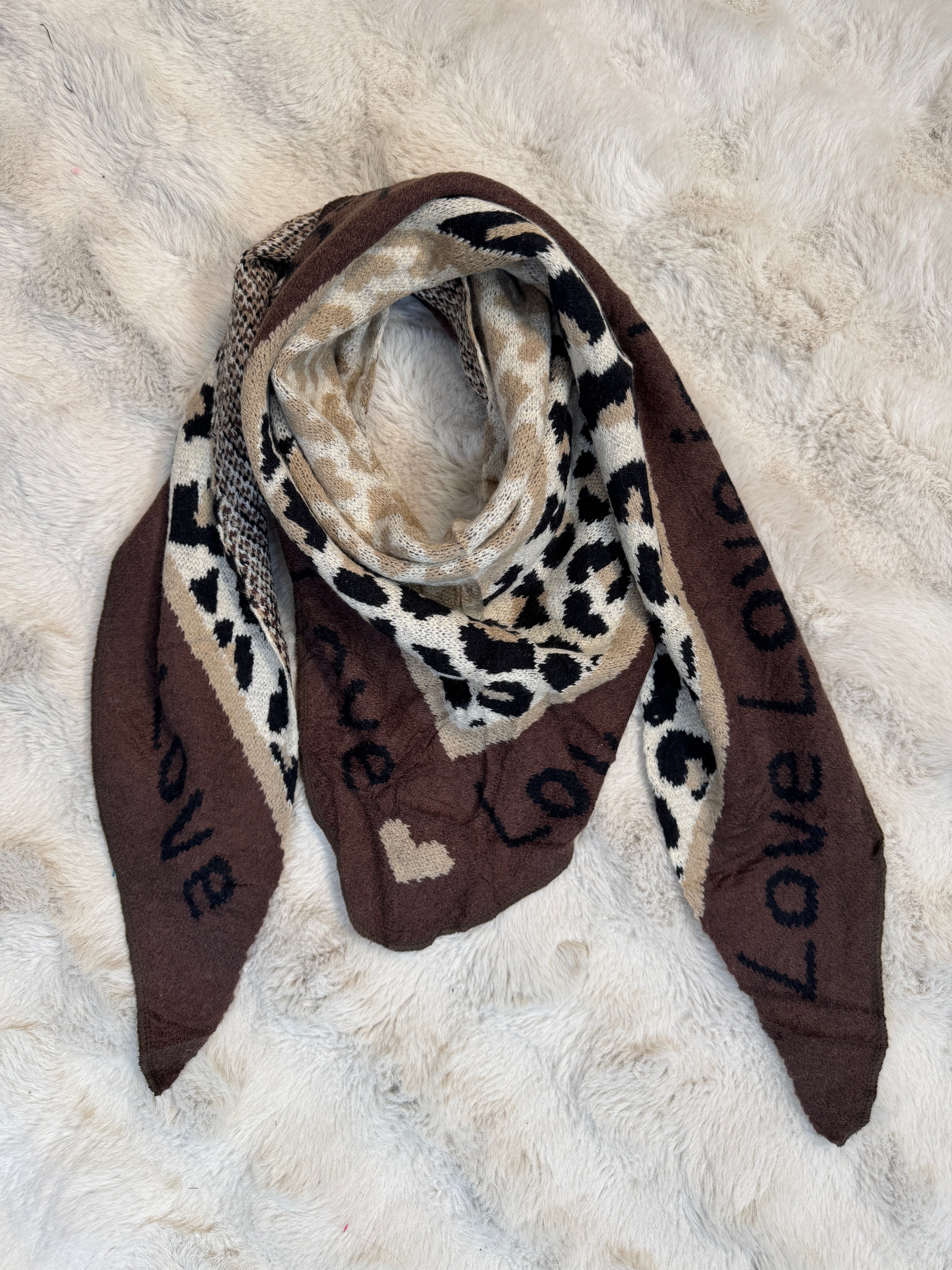 Écharpe Love Is Love Choco