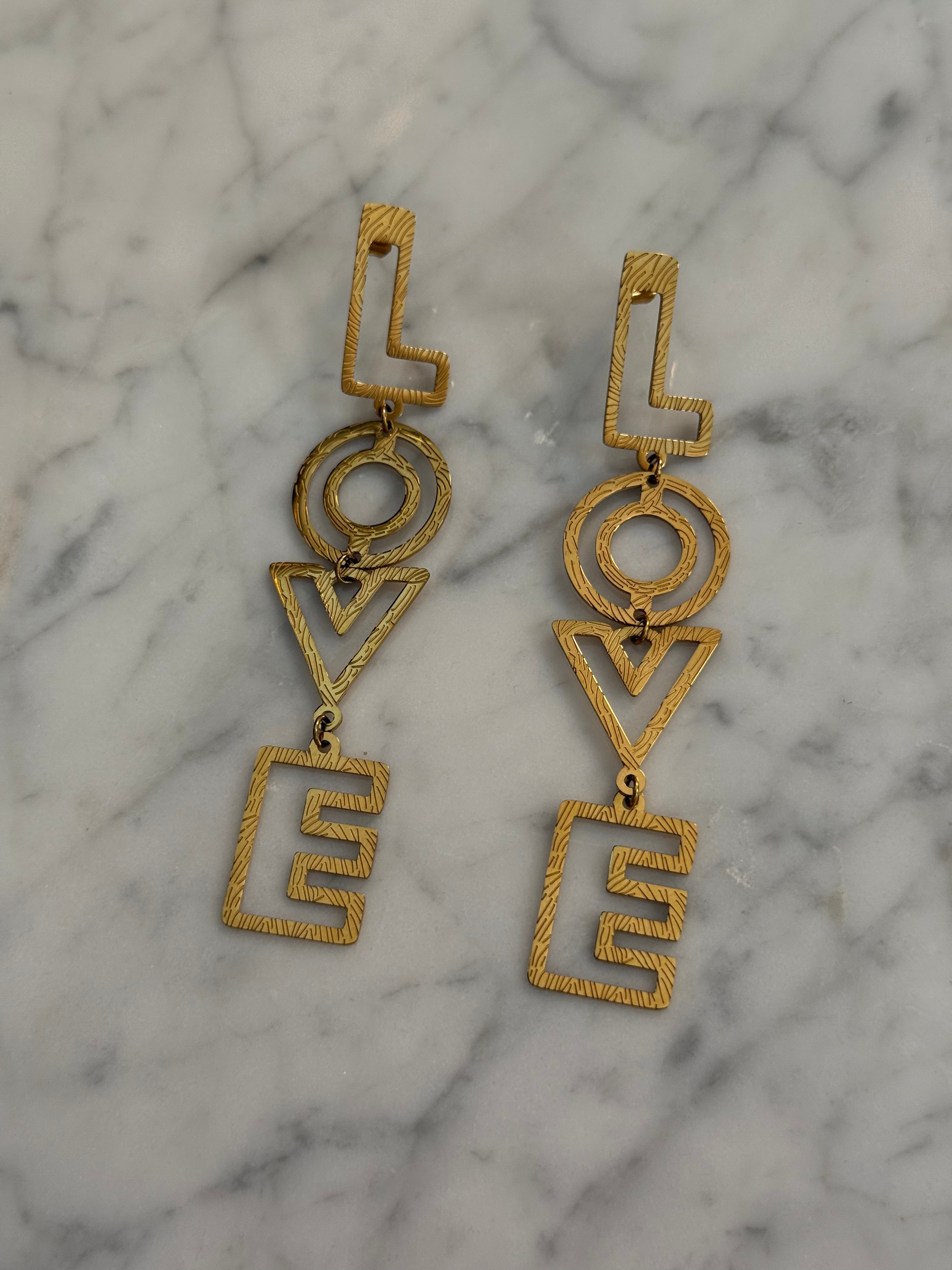 Boucles d'oreilles Love Dorées