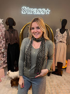 Pull + Echarpe Leo Kaki